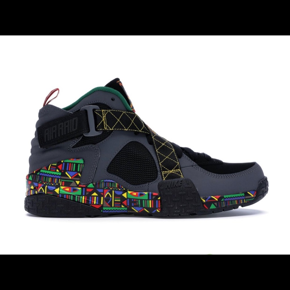Nike Air Raid Peace Sneakers 2020